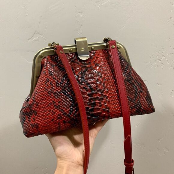 Handmade Genuine Embossed Leather Push Lock Clutch/Shoulder Bag/Crossbody - Picture 10 of 16